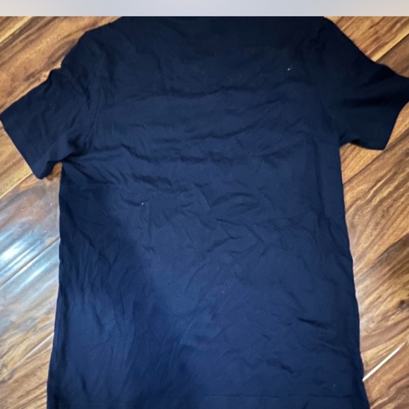 Reebok tee - Picture 3 of 3